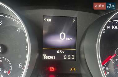 Микровэн Volkswagen Touran 2016 в 
