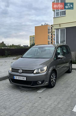 Минивэн Volkswagen Touran 2011 в Черновцах