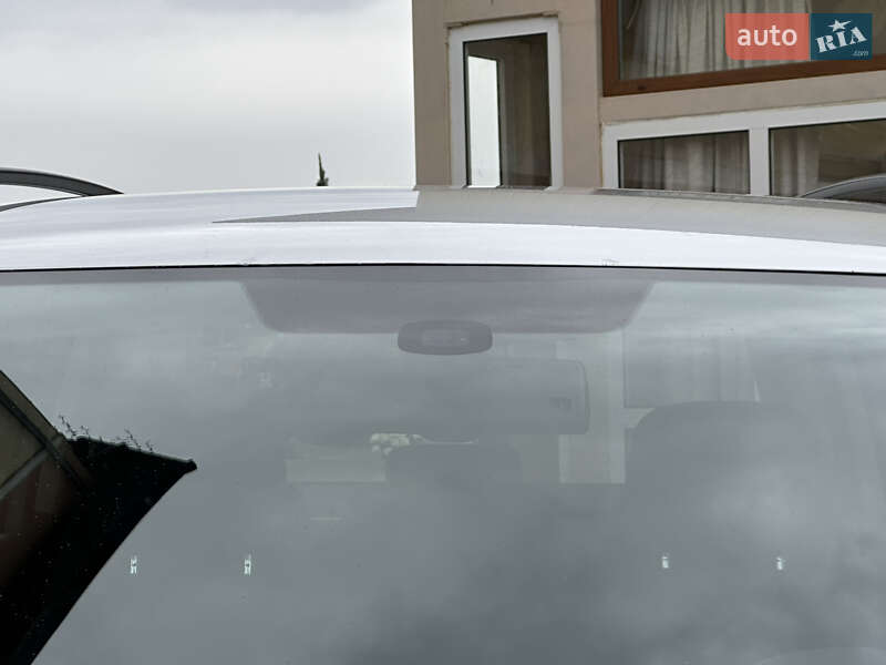 Минивэн Volkswagen Touran 2013 в Дрогобыче