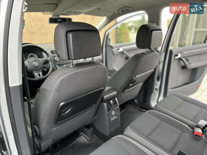 Минивэн Volkswagen Touran 2013 в Дрогобыче