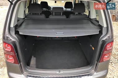 Минивэн Volkswagen Touran 2008 в 