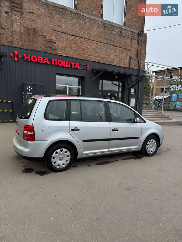 Мінівен Volkswagen Touran 2005 в Охтирці фото 2 Мінівен Volkswagen Touran 2005 в Охтирці