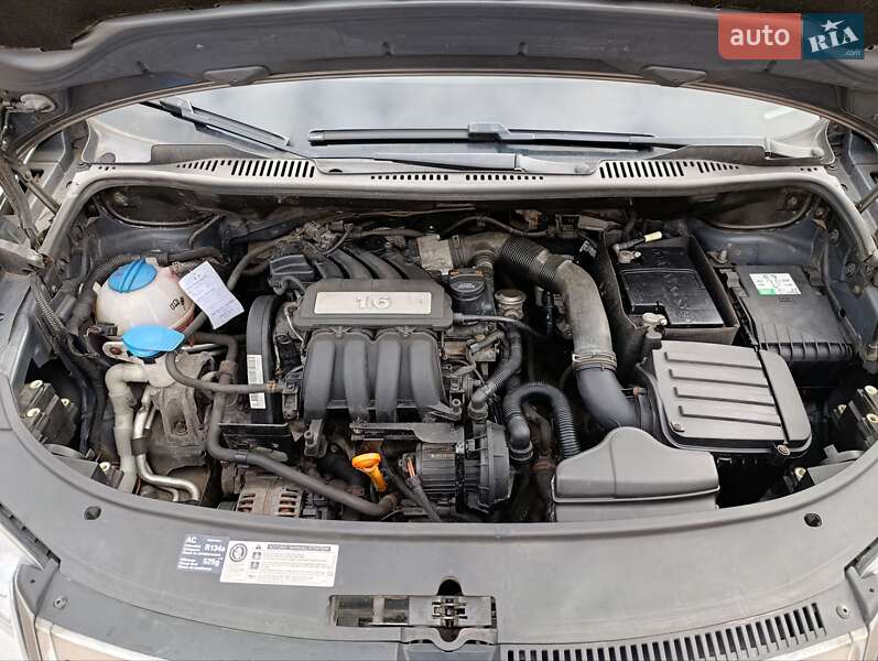 Минивэн Volkswagen Touran 2009 в Бердичеве