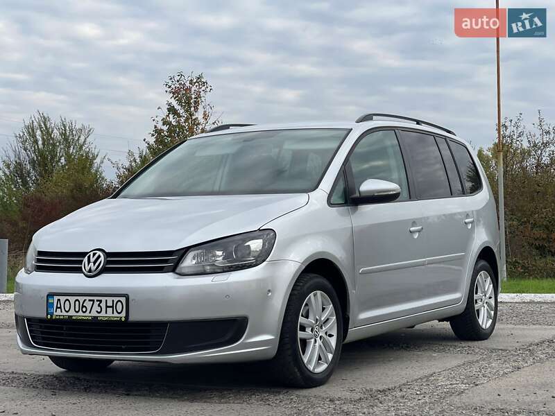 Volkswagen Touran 2011
