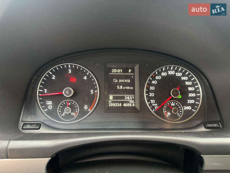 Мінівен Volkswagen Touran 2014 в Львові фото 15 Мінівен Volkswagen Touran 2014 в Львові