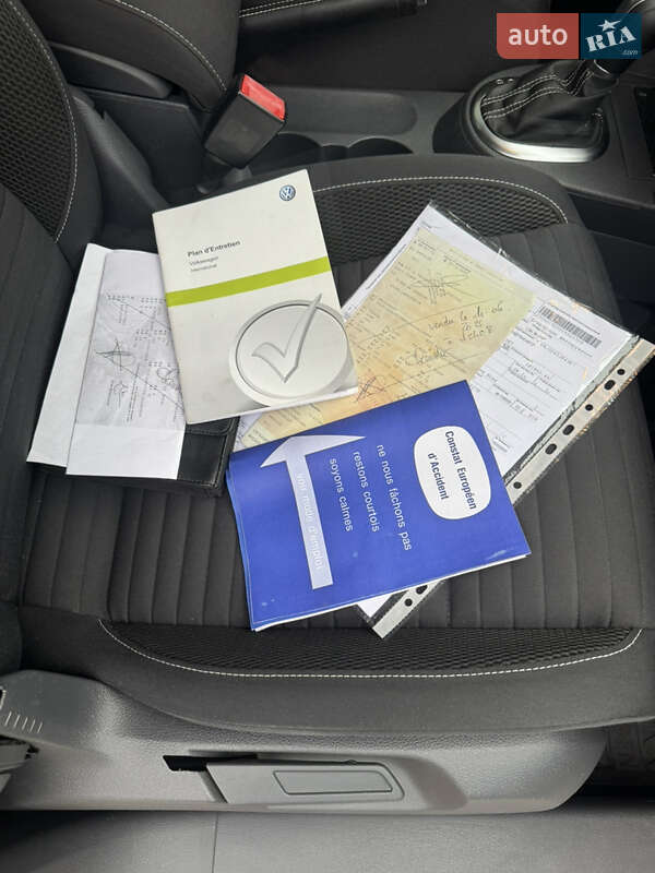 Мінівен Volkswagen Touran 2014 в Львові фото 33 Мінівен Volkswagen Touran 2014 в Львові