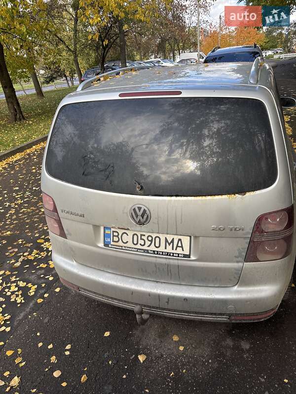 Минивэн Volkswagen Touran 2008 в Львове