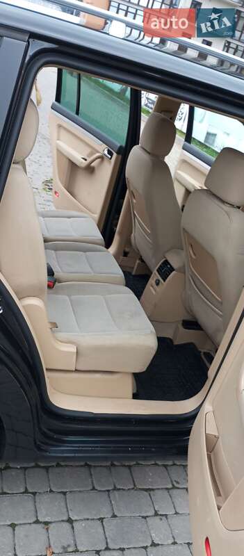 Мінівен Volkswagen Touran 2004 в Івано-Франківську фото 6 Мінівен Volkswagen Touran 2004 в Івано-Франківську