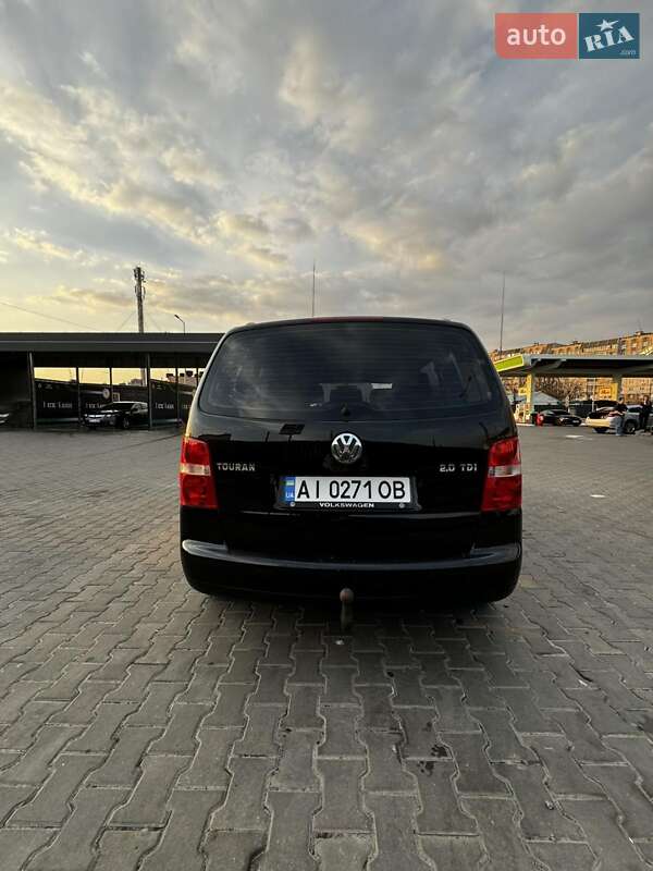 Минивэн Volkswagen Touran 2004 в Белой Церкви