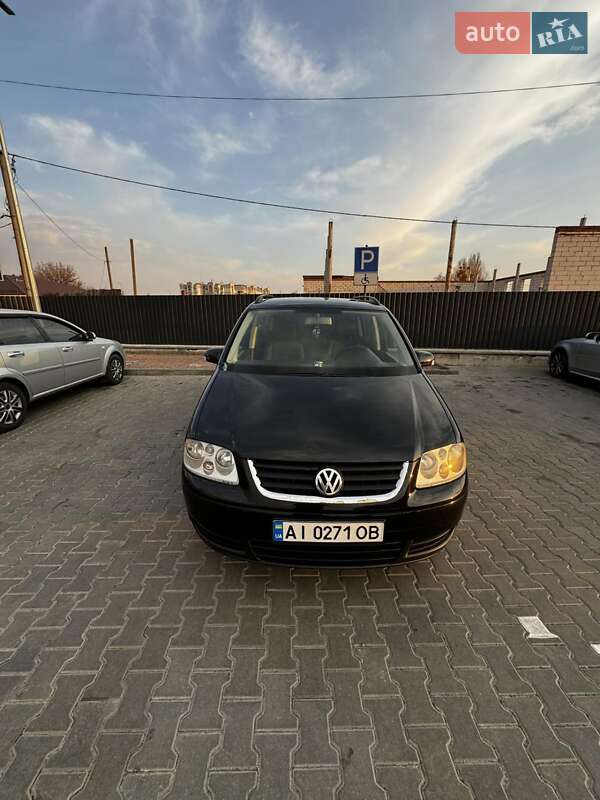 Минивэн Volkswagen Touran 2004 в Белой Церкви