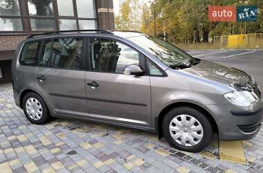 Мінівен Volkswagen Touran 2007 в Чернігові
