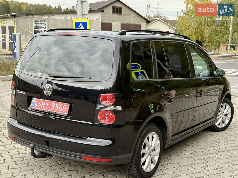Минивэн Volkswagen Touran 2008 в Могилев-Подольске фото 12 Минивэн Volkswagen Touran 2008 в Могилев-Подольске