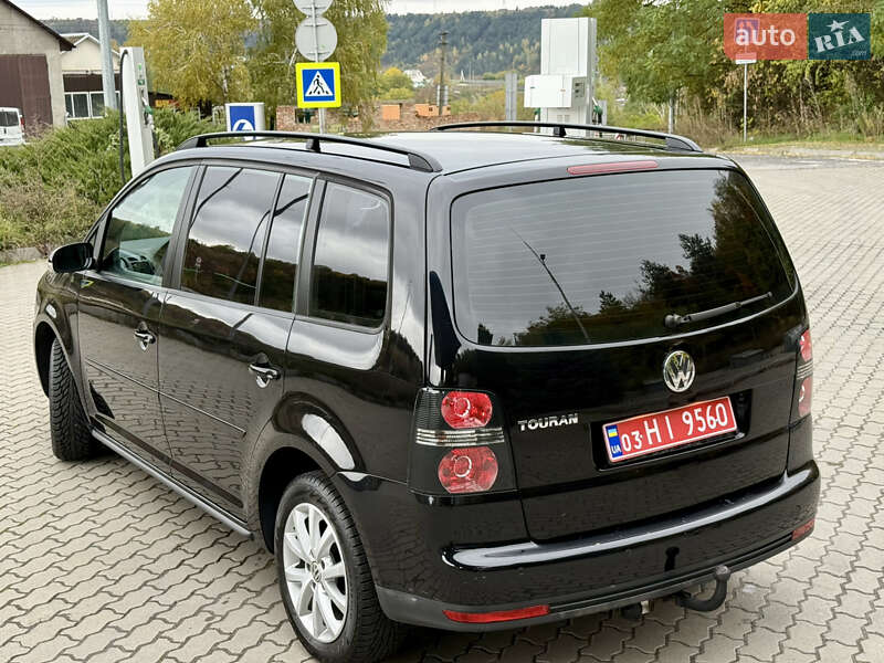 Минивэн Volkswagen Touran 2008 в Могилев-Подольске фото 18 Минивэн Volkswagen Touran 2008 в Могилев-Подольске