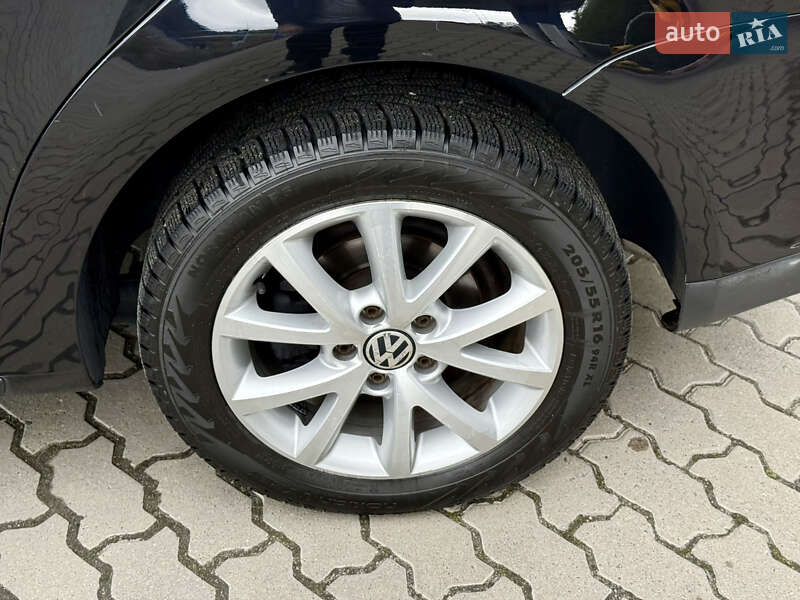 Минивэн Volkswagen Touran 2008 в Могилев-Подольске фото 25 Минивэн Volkswagen Touran 2008 в Могилев-Подольске