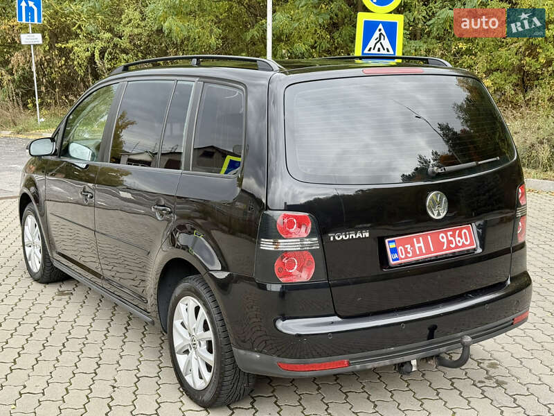 Минивэн Volkswagen Touran 2008 в Могилев-Подольске фото 28 Минивэн Volkswagen Touran 2008 в Могилев-Подольске