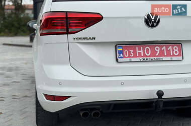 Микровэн Volkswagen Touran 2021 в 