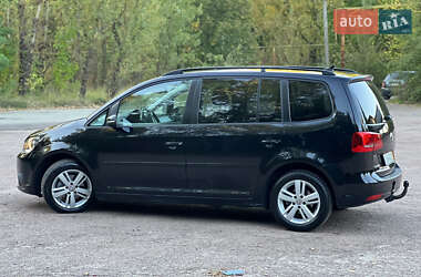 Минивэн Volkswagen Touran 2012 в 