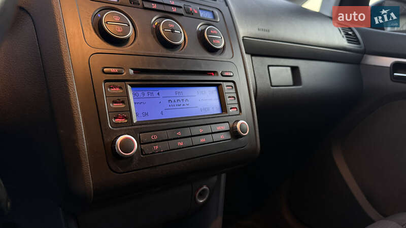 Минивэн Volkswagen Touran 2006 в Шепетовке