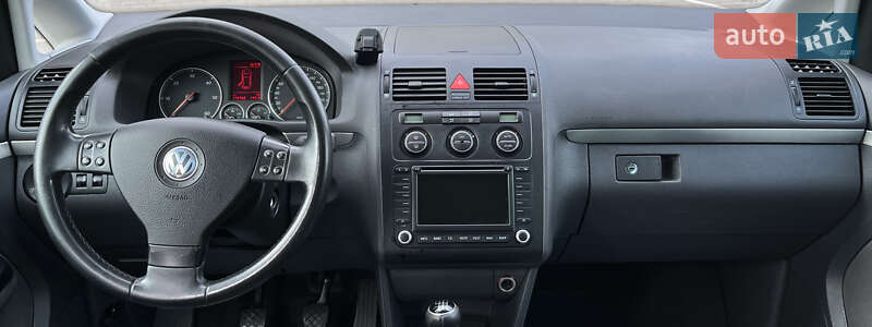 Минивэн Volkswagen Touran 2005 в Луцке фото 16 Минивэн Volkswagen Touran 2005 в Луцке