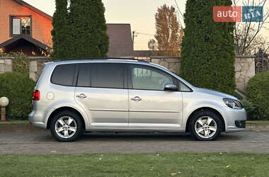 Минивэн Volkswagen Touran 2013 в 