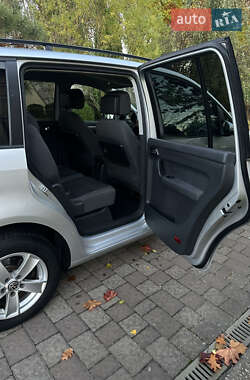 Минивэн Volkswagen Touran 2013 в 