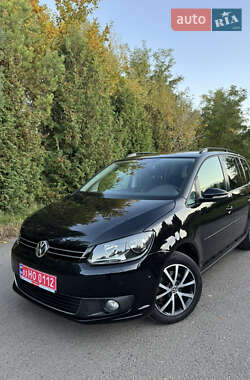 Минивэн Volkswagen Touran 2012 в 
