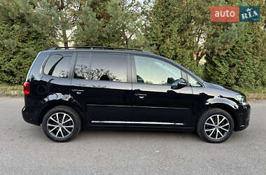 Минивэн Volkswagen Touran 2012 в 