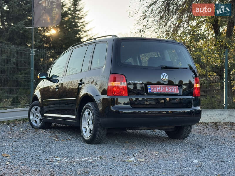 Мінівен Volkswagen Touran 2006 в Дрогобичі
