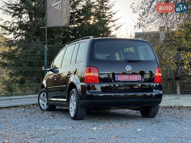 Мінівен Volkswagen Touran 2006 в Дрогобичі