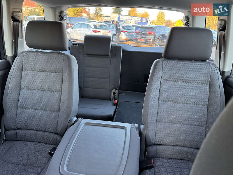 Мінівен Volkswagen Touran 2006 в Дрогобичі