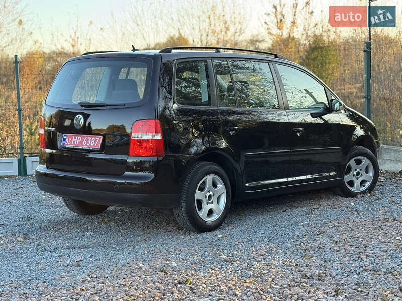 Мінівен Volkswagen Touran 2006 в Дрогобичі