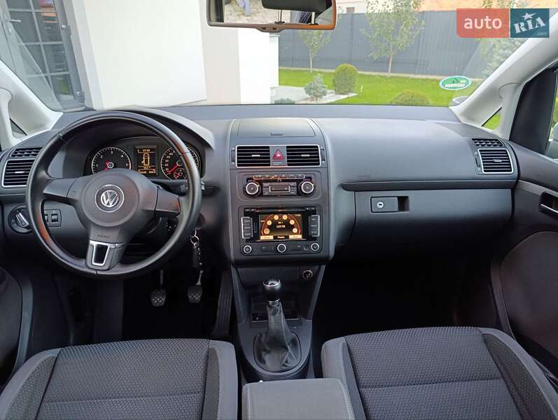 Минивэн Volkswagen Touran 2011 в Ивано-Франковске фото 25 Минивэн Volkswagen Touran 2011 в Ивано-Франковске