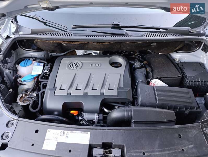 Минивэн Volkswagen Touran 2011 в Ивано-Франковске фото 38 Минивэн Volkswagen Touran 2011 в Ивано-Франковске