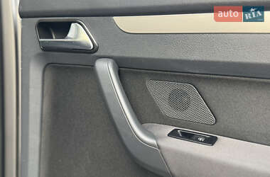 Минивэн Volkswagen Touran 2007 в 