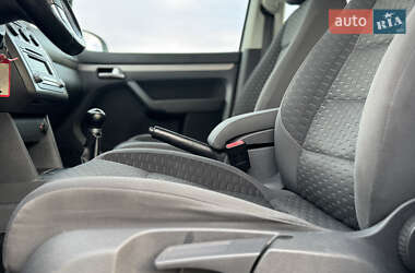 Минивэн Volkswagen Touran 2007 в 