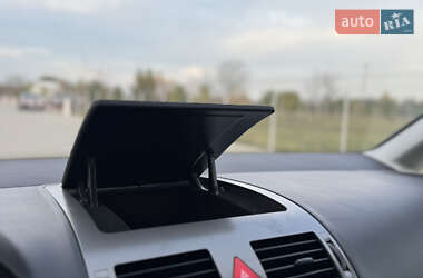 Минивэн Volkswagen Touran 2007 в 