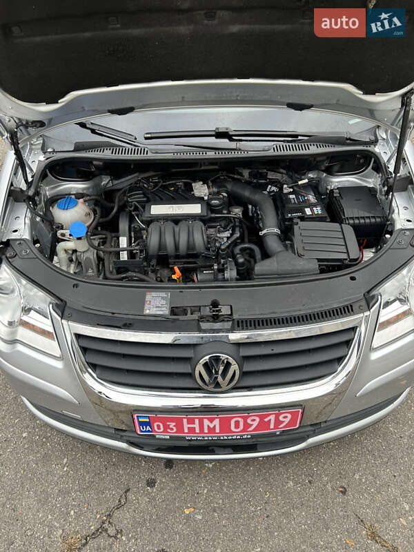 Минивэн Volkswagen Touran 2008 в Золотоноше фото 16 Минивэн Volkswagen Touran 2008 в Золотоноше