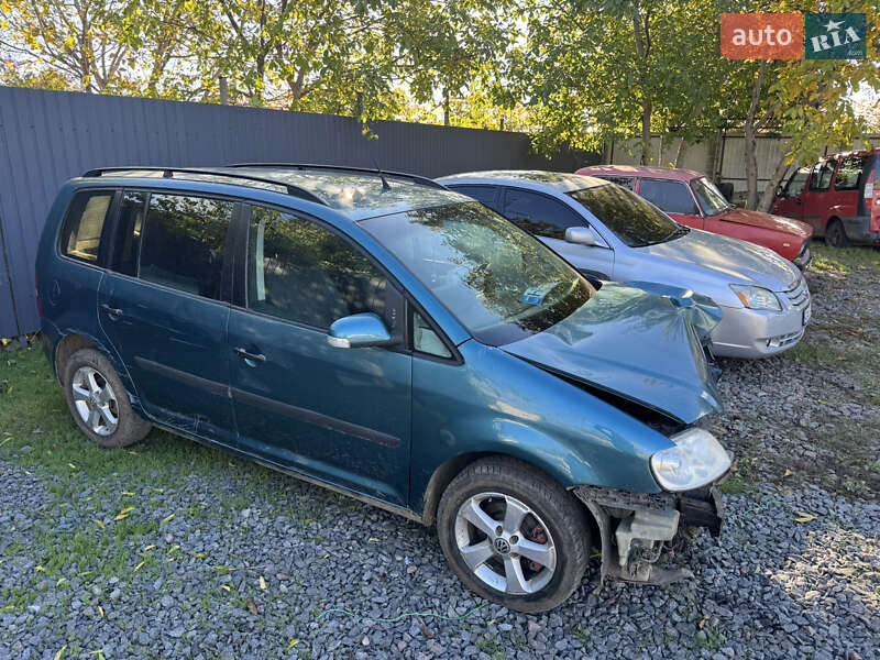 Мінівен Volkswagen Touran 2003 в Одесі