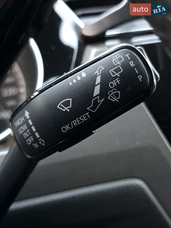 Мікровен Volkswagen Touran 2017 в Бориславі