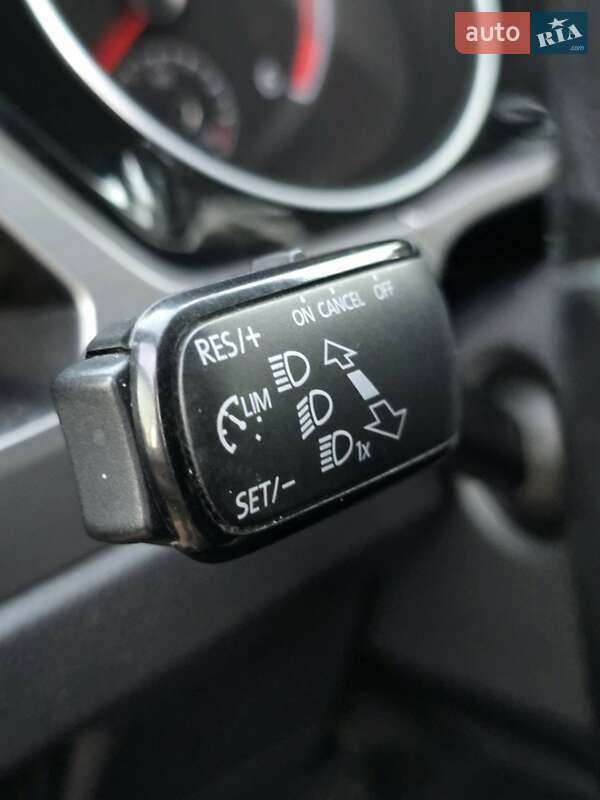 Мікровен Volkswagen Touran 2017 в Бориславі