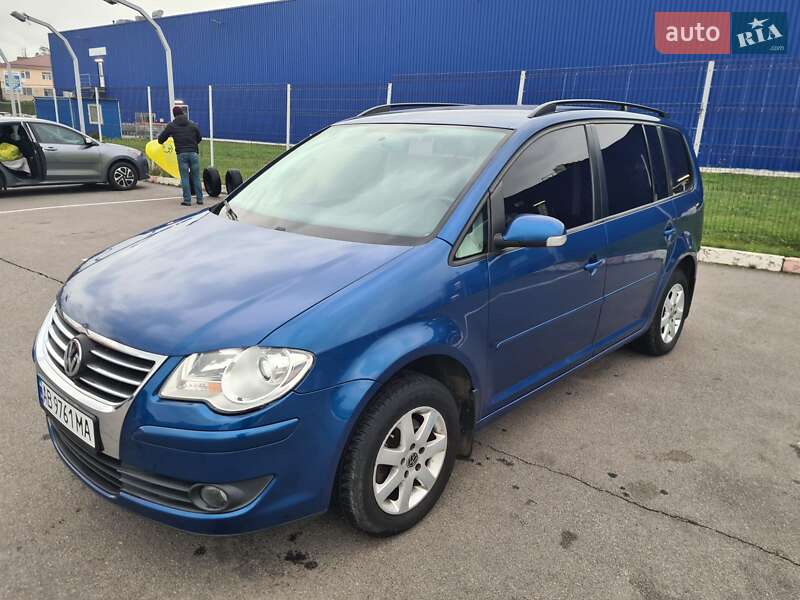Минивэн Volkswagen Touran 2007 в Виннице