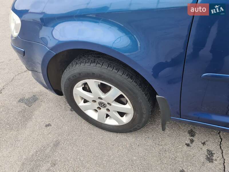 Минивэн Volkswagen Touran 2007 в Виннице