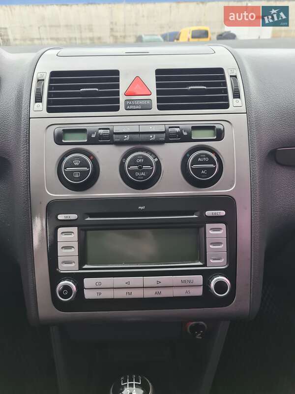 Минивэн Volkswagen Touran 2007 в Виннице