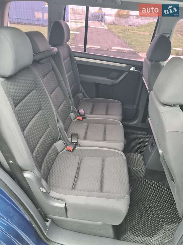 Минивэн Volkswagen Touran 2007 в Виннице