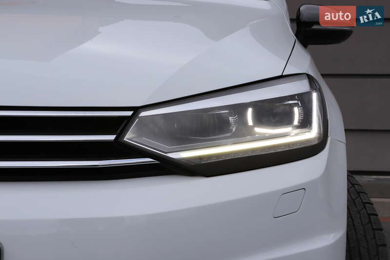 Микровэн Volkswagen Touran 2018 в Дрогобыче