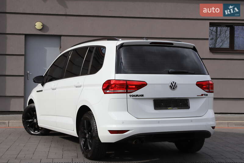 Микровэн Volkswagen Touran 2018 в Дрогобыче