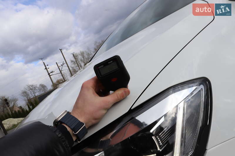 Микровэн Volkswagen Touran 2018 в Дрогобыче