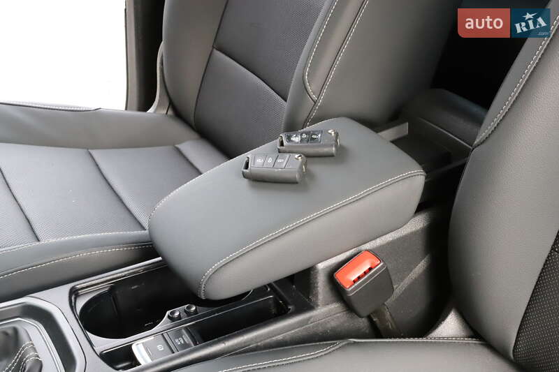 Микровэн Volkswagen Touran 2018 в Дрогобыче