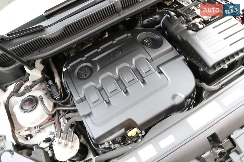 Микровэн Volkswagen Touran 2018 в Дрогобыче