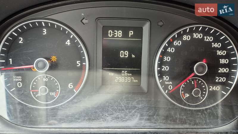 Минивэн Volkswagen Touran 2012 в Луцке фото 2 Минивэн Volkswagen Touran 2012 в Луцке